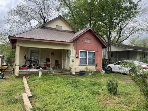 1211 W Sevier Street, Clarksville, AR 72830