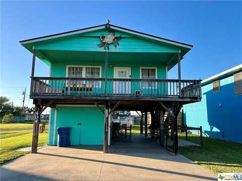 404 W Maple Street, Port o Connor, TX 77982