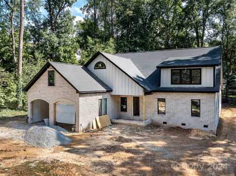 3038 Northampton Drive, Charlotte, NC 28210