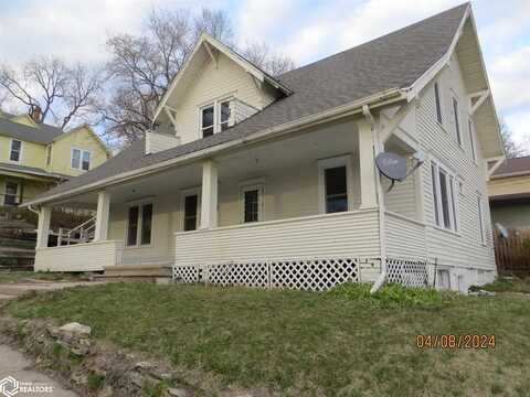 304 N 4TH Street, Missouri Valley, IA 51555