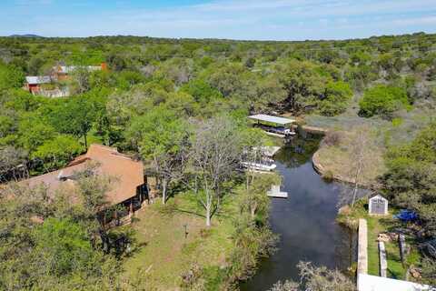 107 W Lakeshore Drive, Sunrise Beach, TX 78643