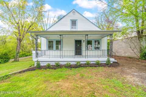 322 Unaka St, Clinton, TN 37716