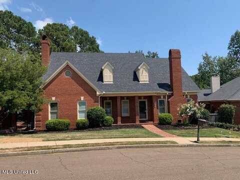 28 Village Green Circle, Jackson, MS 39211