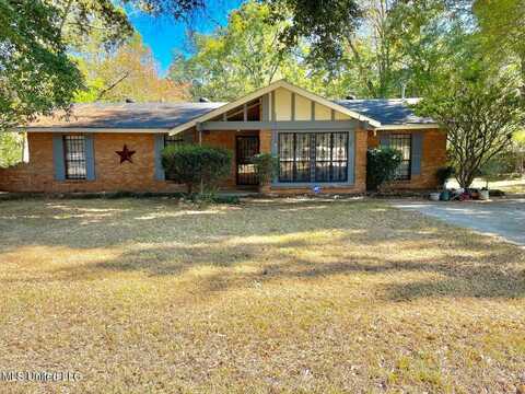 124 Clinton Circle, Jackson, MS 39209