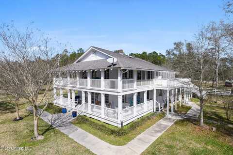 6131 Jenness Road, Pearlington, MS 39572