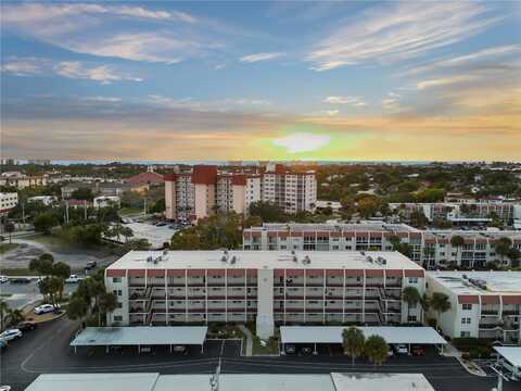 220 SANTA MARIA STREET, VENICE, FL 34285