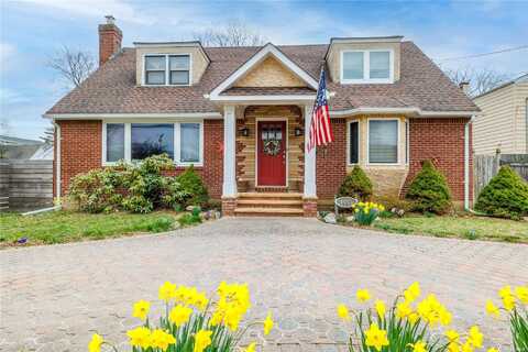 1057 Hempstead Avenue, South Hempstead, NY 11550