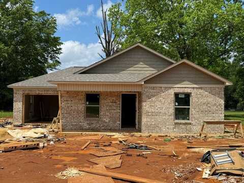 422 Nell St., Pontotoc, MS 38863