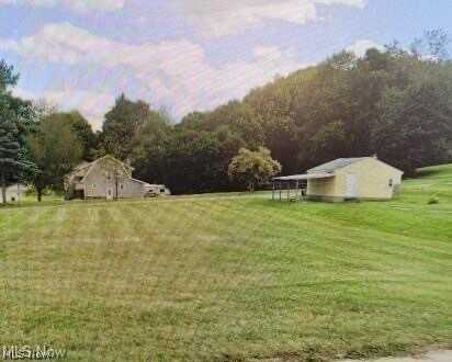 12954 Cleveland Ave NW Avenue NW, Uniontown, OH 44685