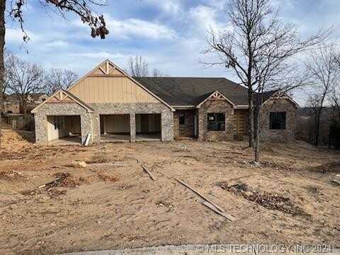 1207 E 14th Court, Sand Springs, OK 74063