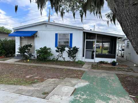 33 Sharps Circle, Eustis, FL 32726