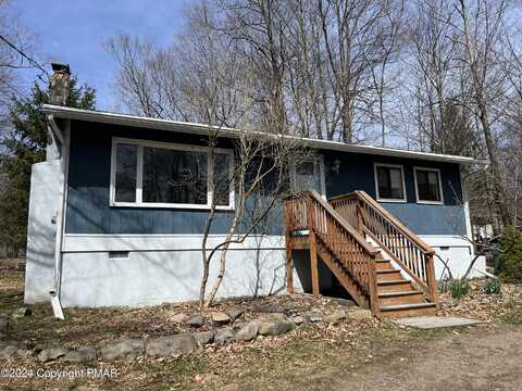 6126 Boardwalk Drive, Tobyhanna, PA 18466