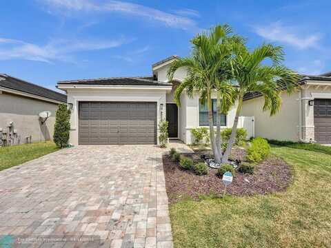 7461 Moonrise Drive, Lake Worth, FL 33467