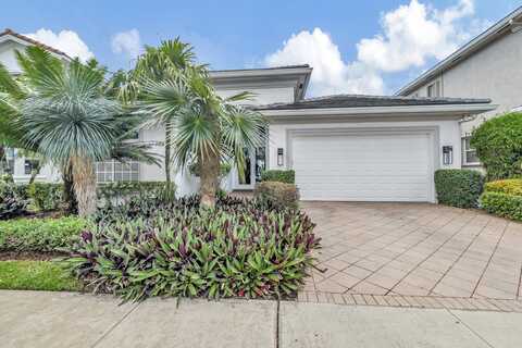 4114 NW Briarcliff Circle, Boca Raton, FL 33496