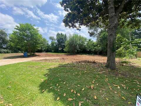 907 NW 9th ST Unit #Lots 1,2,3, Bentonville, AR 72712