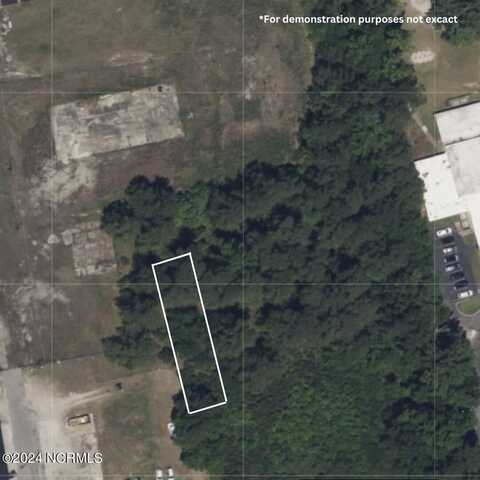 Lot 3 Near 606 Washington Street, Whiteville, NC 28472