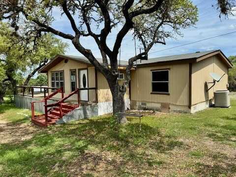 639 Oak Ridge Dr, Spring Branch, TX 78070