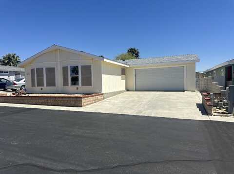 69525 Dillon Rd., Desert Hot Springs, CA 92241