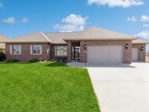 2608 Cottonwood Road, Ames, IA 50014