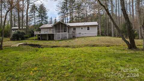 4085 Turnpike Road, Horse Shoe, NC 28742