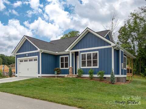 70 Olde Oak Way, Hendersonville, NC 28791