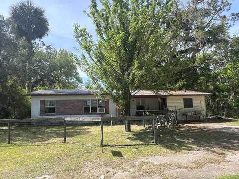 212 203rd Ave, Cross City, FL 32628