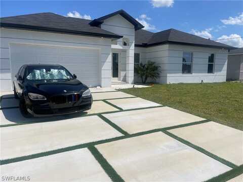 428 Mercedes Court, LEHIGH ACRES, FL 33972