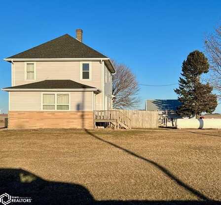 2210 Youngblood Avenue, Dows, IA 50071