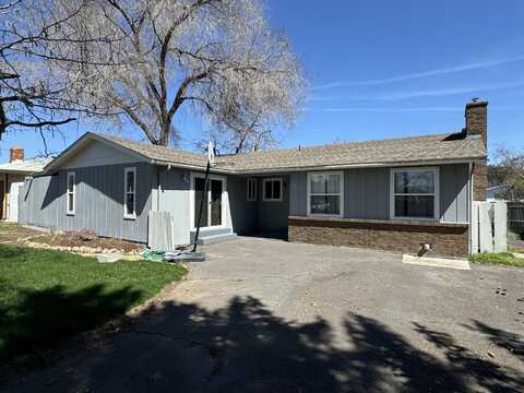 1021 Applewood Street, Klamath Falls, OR 97603