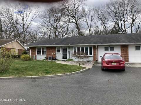 208b Huntington Drive, Lakewood, NJ 08701