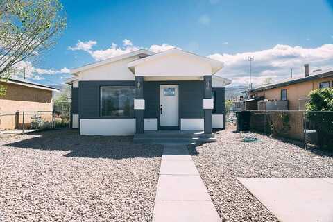 212 Virginia AVE, Alamogordo, NM 88310