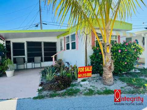 11 Church Avenue, Bradenton Beach, FL 34217