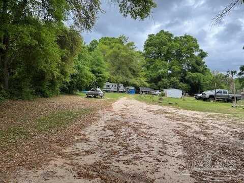 6416 Metz Rd, Milton, FL 32570