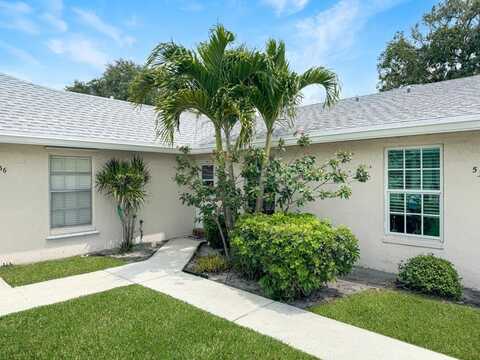 534 Franconia Circle, Lake Worth, FL 33467