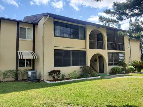 313 Pine Ridge Circle, Greenacres, FL 33463