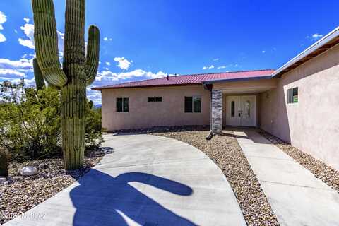 828 W Cresta Loma Drive, Tucson, AZ 85704