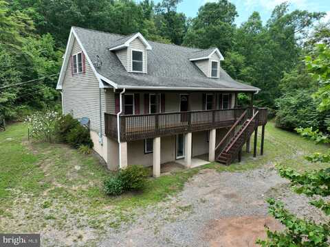 214 MATTHEWS DRIVE, AUGUSTA, WV 26704