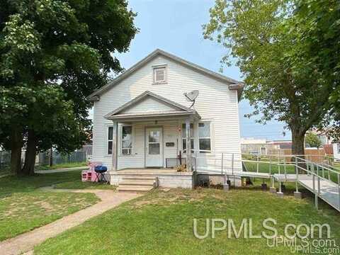 914 Minnesota, Gladstone, MI 49837