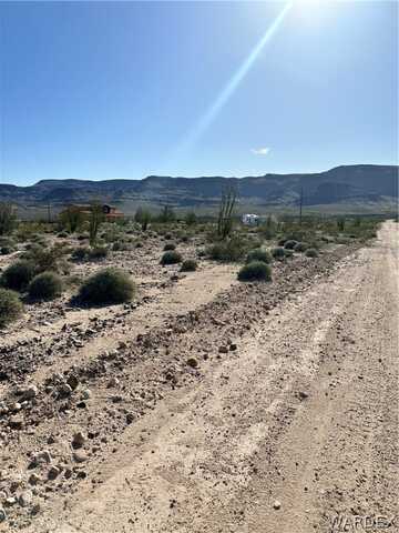 Lot 76 W Roosevelt Road, Yucca, AZ 86438