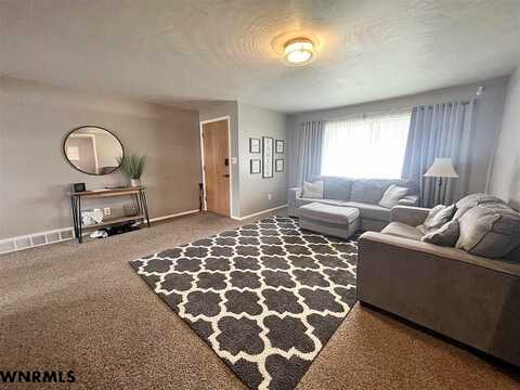 Avenue M, SCOTTSBLUFF, NE 69361