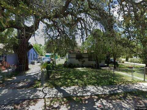 17Th, SAINT PETERSBURG, FL 33711