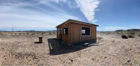 1 Screech Owl Road, 29 Palms, CA 92277