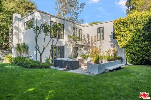 3055 Nichols Canyon Rd, Los Angeles, CA 90046