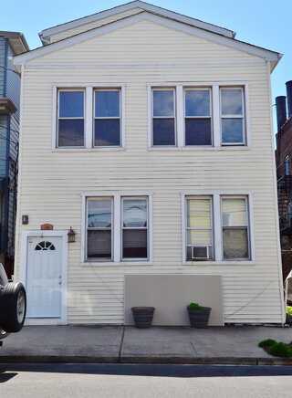 138 WEST 4TH ST, Bayonne, NJ 07002