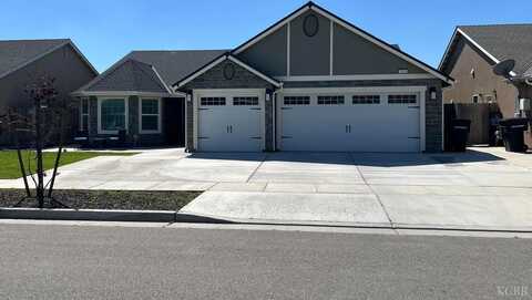 2333 Mallard Way, Hanford, CA 93230