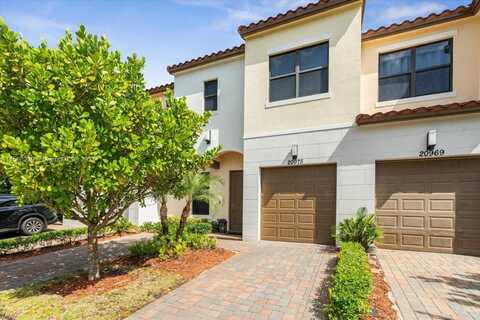 20975 NW 1 ST, Pembroke Pines, FL 33029