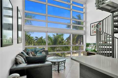 421 Meridian Ave, Miami Beach, FL 33139