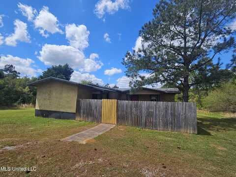 209 Spooner Road, Lucedale, MS 39452