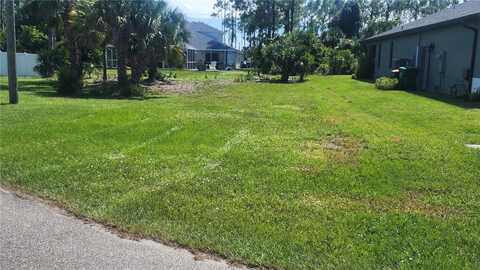 154 GREEN PINE PARK, ROTONDA WEST, FL 33947