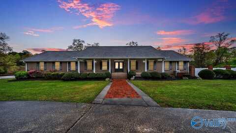 489 Solitude Avenue, Albertville, AL 35976